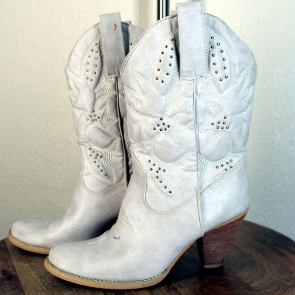 beaded cowboy boots